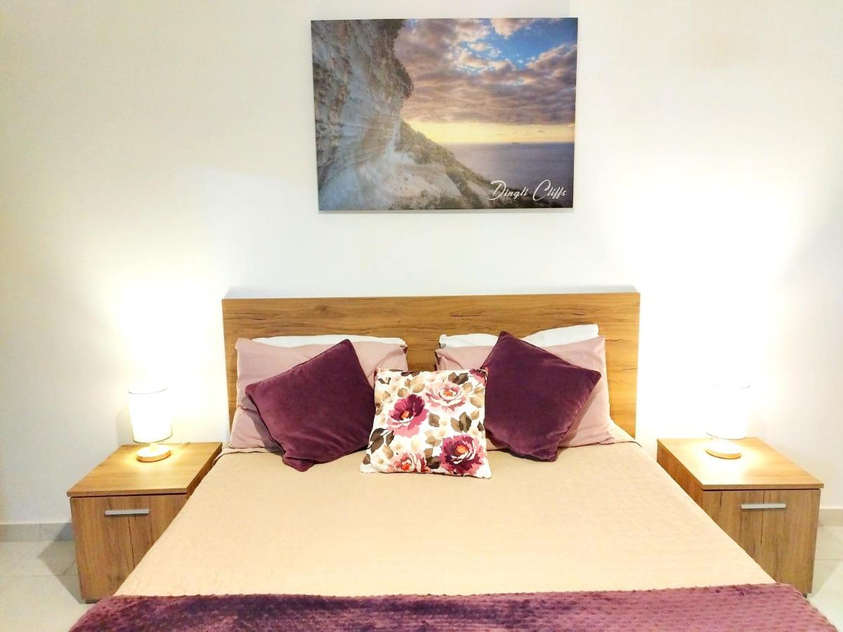 Large And Modern Apartment In The Centre Of Malta Mosta Esterno foto