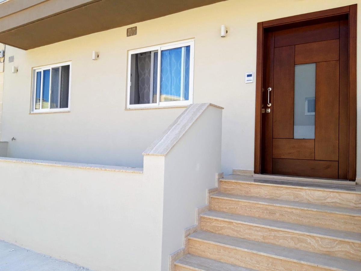 Large And Modern Apartment In The Centre Of Malta Mosta Esterno foto