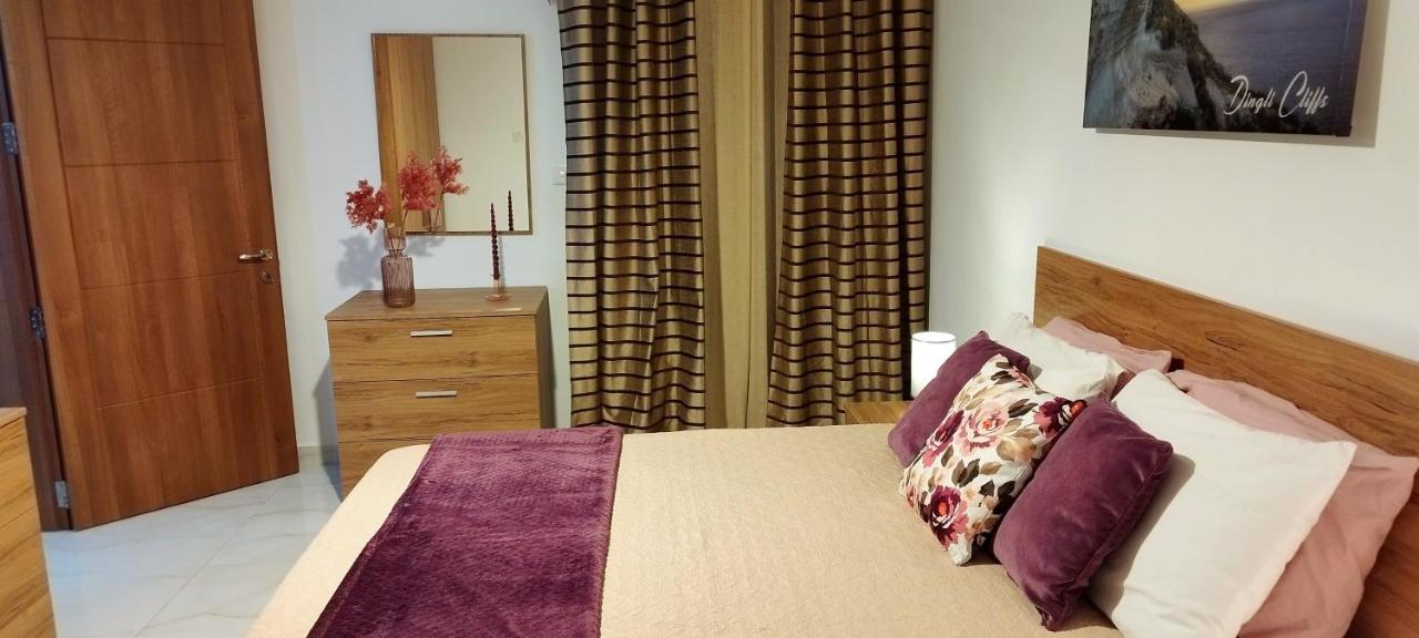 Large And Modern Apartment In The Centre Of Malta Mosta Esterno foto